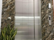 Cho thuê nhà, P. Hoàng Quốc Việt, THANG MÁY, PCCC, 154m2x 5T *77 Tr