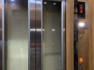 Cho thuê nhà, Thang máy, PCCC, Vỉa hè, 139m2- 6T, P. Chùa Láng_87 Tr