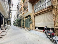 BÁN NHÀ TRẦN QUỐC HOÀN CẦU GIẤY PHÂN LÔ Ô TÔ VÀO NHÀ 2 THOÁNG 7