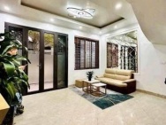 Phố Lê Trọng Tấn/Hoàng Mai-32m*5 tầng-Ngõ thông Giải Phóng-Trần