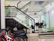 Biệt thự công viên 7x19  giáp Quận 8 Ấp 5 Bình Hưng Bình Chánh chỉ