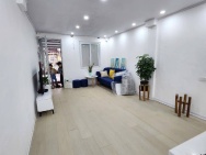 Bách khoa bán nhà tập thể tầng 2 long lanh 70M hai bà trưng