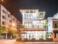 CẦN BÁN CĂN Biệt Thự Villa  FLC TẠI Đường Hồ Xuân Hương, TP Sầm