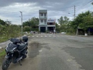 Cần Bán Lô Đất hẻm xe tải  Vị Trí Đẹp Tại đường Long Phước, Phường