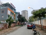 Bán đất khu đô thị mới Sài Đồng,vỉa hè 4m,kinh doanh,132m,MT6.8mm,