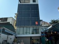Chính chủ cho thuê nhà mới xây mặt phố kinh doanh tại Mễ Trì Thượng.