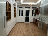 Nhà mới đẹp, mình chính chủ cho thuê cả nhà,VP, Kinh Doanh; 93m2-