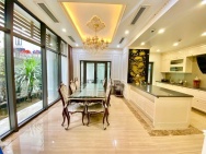 Bán biệt thự Tây Hồ, gần hồ, 120m, ở sướng, đầy đủ tiện nghi, chỉ