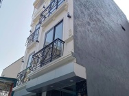 NHÀ ĐẸP HỌC VIÊN TÀI CHÍNH - DT46M2 - 5 TẦNG - GIÁ 8.8TỶ - NGÕ Ô TÔ