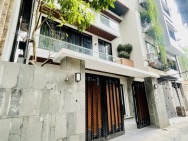 Đẳng cấp hiếm, bán biệt thự khu Linh Lang Đội Cấn, ô tô đỗ