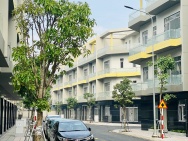 BÁN NHÀ PHỐ TRUNG TÂM CỦA TRUNG TÂM –  4 TẦNG, SHR, MẶT TIỀN 13M