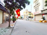 Nhà 4 tầng mặt đường Tô Vũ - 193 Văn Cao - vị trí tuyệt vời, 83m,