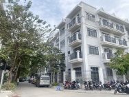 Chủ nhà,  bán Liền kề Đại Kim- Nguyễn  Xiển. DT 82,5m x 5 tầng. Giá