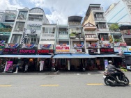 BÁN NHÀ MT KINH DOANH PHỐ TÂY Đ. BÙI VIỆN, QUẬN 1 - DÒNG TIỀN THU