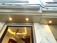 Bán Nhà Lạc Long Quân 72m, 5 tầng, MT 6.5m, Thiết kế hiện đại, đầu