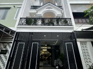 NHÀ MỚI 2 LẦU GẦN NGAY BỆNH VIỆN HOÀN MỸ THỦ DẦU MỘT BÌNH DƯƠNG