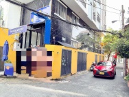 BÁN NHÀ Đ.CÁCH MẠNG THÁNG 8, QUẬN 3 - NGAY VÒNG XOAY DÂN CHỦ -