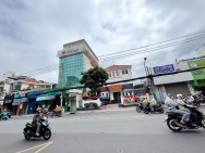 BÁN NHÀ MTKD Đ.CÁCH MẠNG THÁNG 8, QUẬN 3 - 180M2 FULL THỔ CƯ - CHỈ