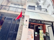 BÁN NHÀ HXH Đ.PHẠM NGỌC THẠCH, QUẬN 3 - CÁCH 1 CĂN RA MẶT TIỀN - VỊ