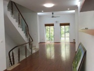 MÌNH CẦN BÁN LÔ GÓC PHÂN LÔ , TẠI KHU ĐÔ THỊ VĂN PHÚ ,HÀ ĐÔNG -  Ở