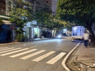 Cho thuê NNC MT nhánh Tùng Thiện Vương P11Q8. Giá 12 triệu