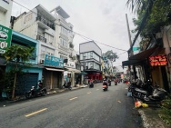 Bán nhà mặt tiền Tân Phước Q10, 5 tầng, 240m2 DTSD ngang 6m, dòng