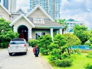 Bá/n Dinh Thự 2 Mặt Tiền Khu Thảo Điền Quận 2. DT 1625M2 - 500 TỶ