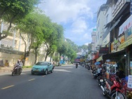 Giảm sâu 2 tỷ, nhà 3 tầng sát MT Sư Vạn Hạnh, rộng 4.5m sổ vuông