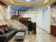 Bán nhà mặt tiền Mai Anh Tuấn, 100m2, 2 tầng, 4PN, giá tốt 6,5 tỷ,