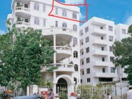 Căn hộ chung cư số 675 Nguyễn Kiệm DT 42m2 1 PN 1PK thang máy tầng