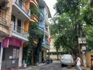 BÁN NHANH NHÀ KHUẤT DUY TIẾN THANH XUÂN, 51M2*5T  OTO TRÁNH, VỈA HÈ