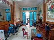 Nhà Xuân La, 43m, 5 tầng! Có gala oto, nở hậu! Mặt tiền lý tưởng!