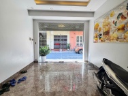 NHÀ MẶT NGÕ THÔNG- Ô TÔ CHÁNH PHỐ NGỌC LÂM 40M2 X 15.5 TỶ.