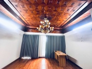 Bán nhà đẹp Hoàng Như Tiếp  tầng gara- sát mặt phố tiện ích ngập