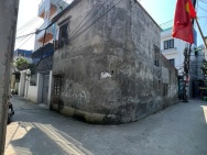 BÁN ĐẤT TẶNG NHÀ CẤP 4 LÔ GÓC LŨNG HOA – HẢI AN – TRUNG TÂM TIỆN