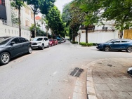 Bán nhà phố Hoàng Văn Thái, ô tô tránh, ô tô đỗ của ngày đêm, mặt