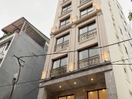 CCMN PHÂN LÔ Ô TÔ TRÁNH, 29P, 2 TỶ/NĂM,120M2X7T,T/MÁY,MT=6M, ĐẸP