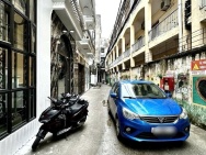 Cần Bán nhà 4 tầng phong cách tân cổ điển phố Đà Nẵng gần Coop Mart