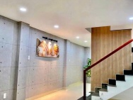 BÁN NHÀ MỚI XÂY 5 TầNG HÀ HUY GIÁP Q 12 64M2, đường rộng 12m, gần