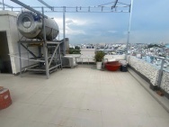 Cho thuê 2 phòng làm văn phòng . Sudio . Và sân thượng bán cafe