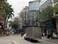 “Kinh doanh đỉnh”, bán nhà Liễu Giai Văn Cao, ô tô tránh, mặt tiền