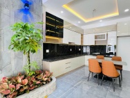 BÁN NHÀ PHỐ 5M X 26M GẦN KCN CẦU TRÀM, SÁT BÌNH CHÁNH