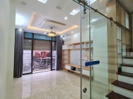 Bán Nhà Lạc Long Quân, 40m, 6 tầng, phân lô xây chắc chắn! 9 ngủ,