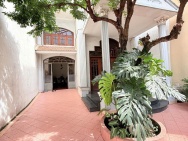 BÁN ĐẤT TẶNG LUÔN CĂN BIỆT THỰ KIỂU PHÁP GẦN SÂN BAY CẠNH MẶT TIỀN