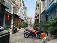 Bán Nhà 4 Tầng Quốc Lộ 13 Liền Kề Vạn Phúc City 60m2 Ngang 4,5m Ô