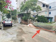 buôn bán vỡ nợ nên tôi cần tiền bán gấp mảnh đất rẻ hơn so với thị