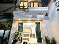 BÁN NHÀ ĐẸP – DÂN XÂY ĐỘC LẬP, FULL NỘI THẤT phù hợp ở hoặc cho