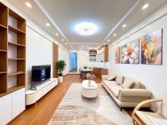 bán nhà tập thể tầng 2 cầu giấy DT 120m giá 5,350 tỷ 2 mặt ngõ,full