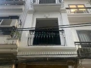 Cho thuê căn hộ khép kín tầng 2, 3, nhà mới,có thang máy tại Hồng