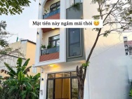 NHÀ PHỐ 1 TRỆT 2 LẦU  VỊ TRÍ TRUNG TÂM THỦ DẦU MỘT DỌN VÀO Ở NGAY 